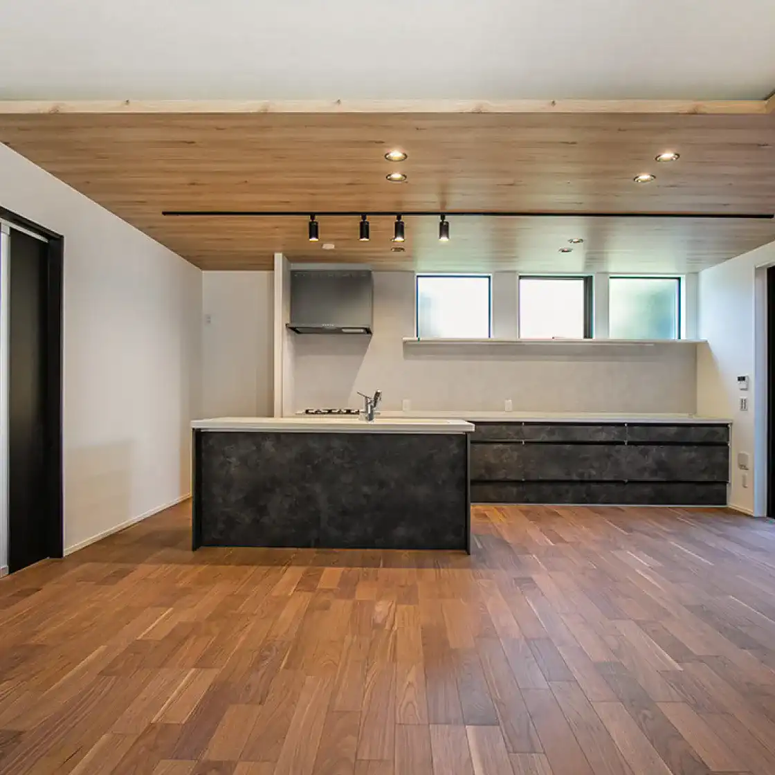 ソシオプレイス大門駅前